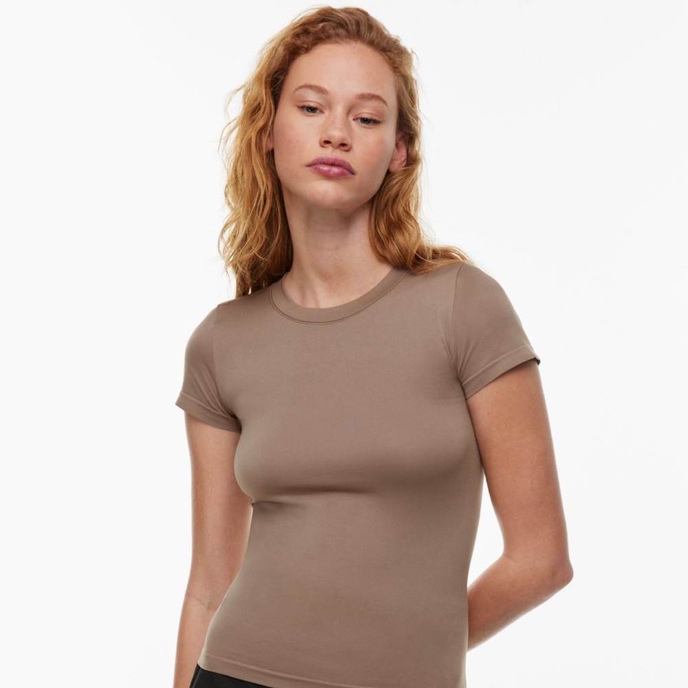 Aritzia SinchSeamless™ Willow Hip T-Shirt XXS